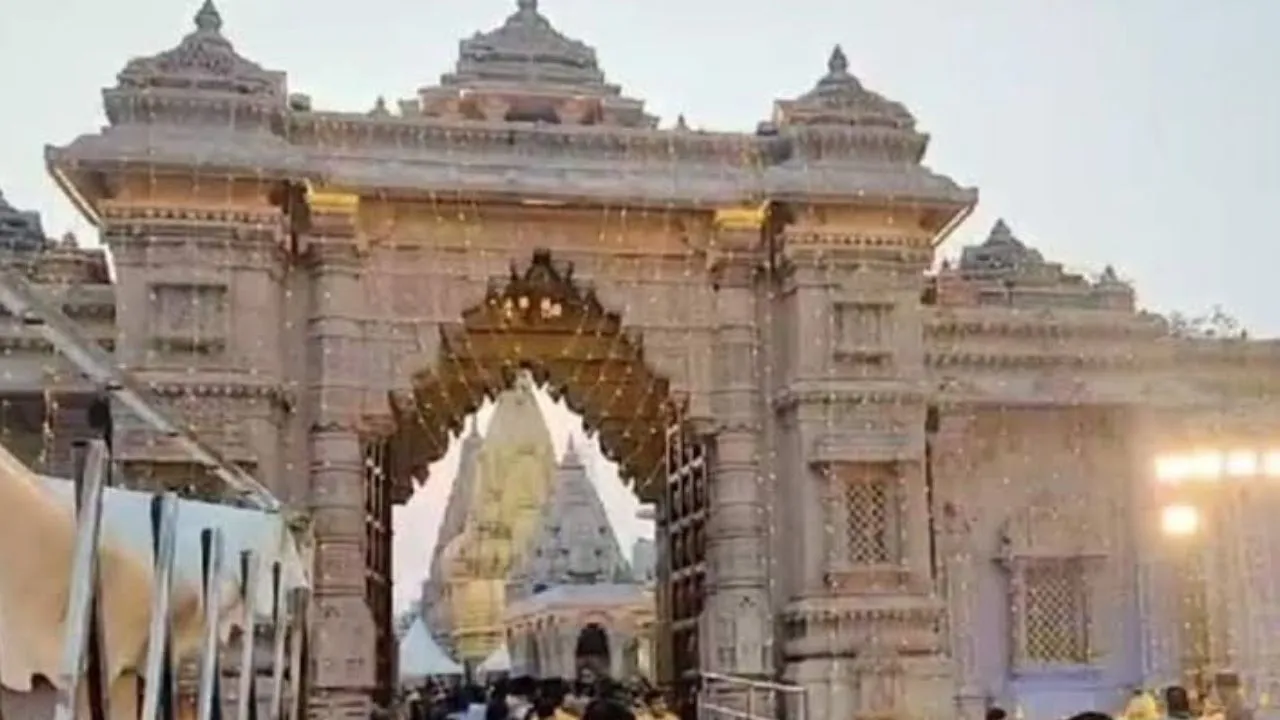 श्रावण में हाईटेक सुरक्षा कवच में रहेगा श्री काशी विश्वनाथ मंदिर,  ड्रोन से लेकर AI तक रखेगा हर गतिविधि पर नजर