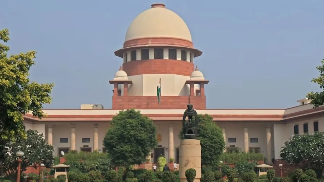Bhojshala Case: सुप्रीम कोर्ट में जल्द होगी सुनवाई, हिंदू पक्ष ने कैविएट दाखिल कर रखी ये बड़ी मांग