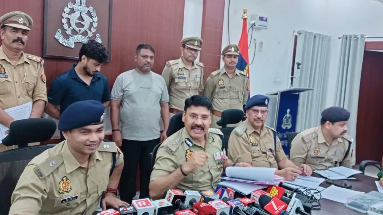  Kanpur News : 250 करोड़ के साइबर ठगी नेटवर्क का पर्दाफाश, 50 हजार के इनामी समेत दो गिरफ्तार