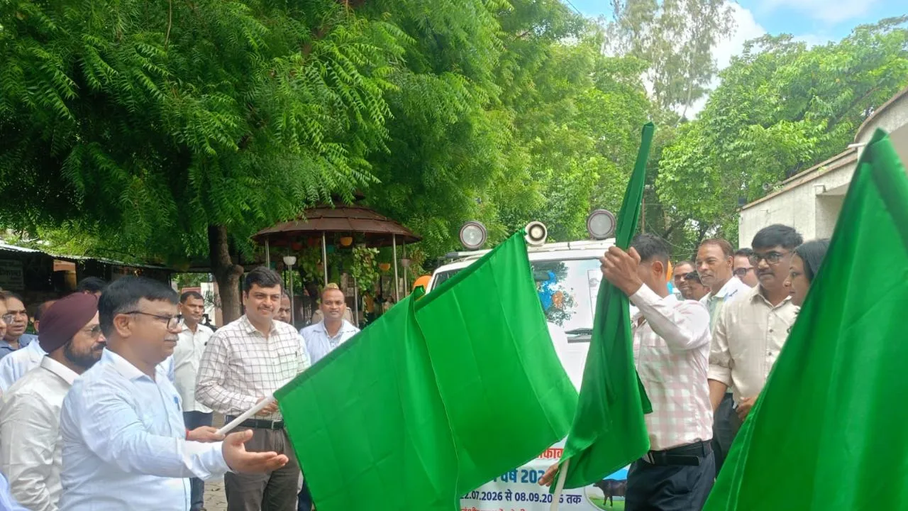 यूपी न्यूज़ : बाराबंकी, कानपुर और बहराइच में खुरपका-मुंहपका टीकाकरण अभियान शुरू, 18 लाख से अधिक पशुओं को लगेंगे मुफ्त टीके