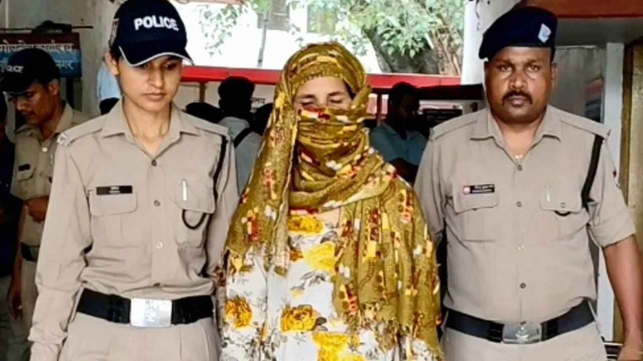 Dehradun :  हीरे का हार चुराकर रील बनाई, इंस्टाग्रम पर वायरल के बाद पकड़ी गई नौकरानी, मामला जान आप भी रह जाएंगे हैरान 