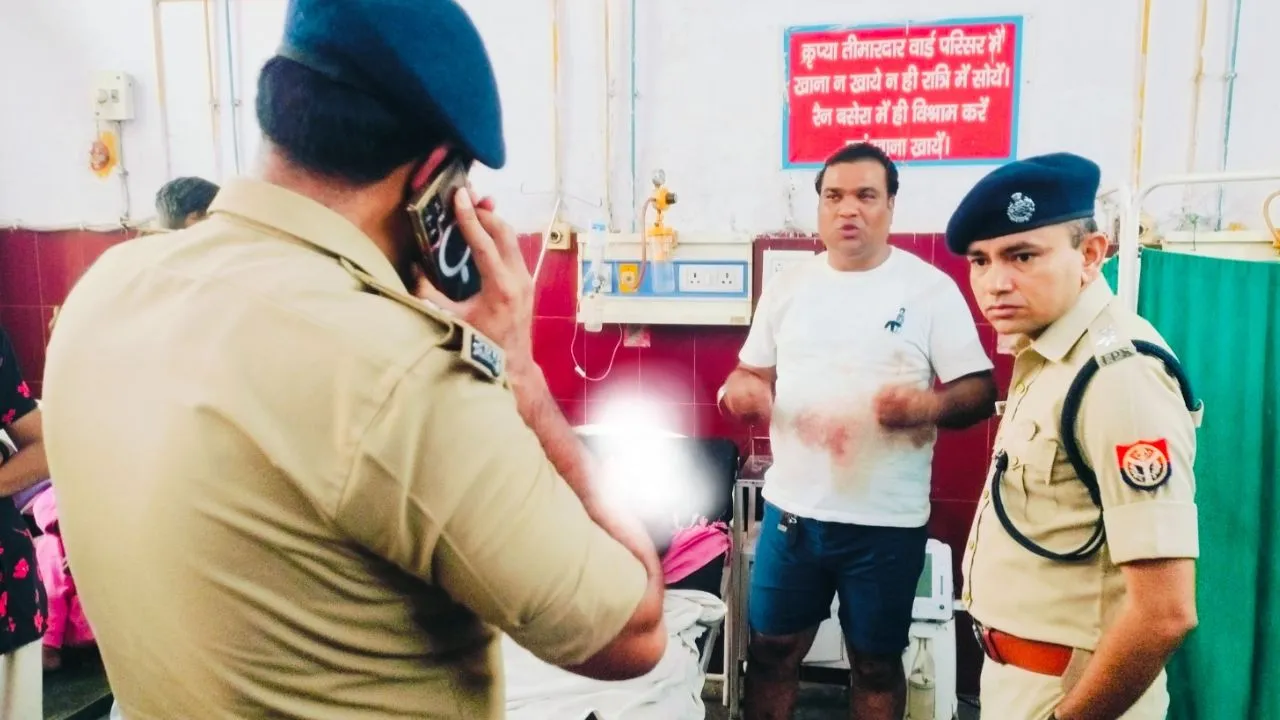  Rampur News : टांडा-मुरादाबाद मार्ग पर ट्रक में घुसी तेज रफ्तार कार, चार की मौत, 3 घायल