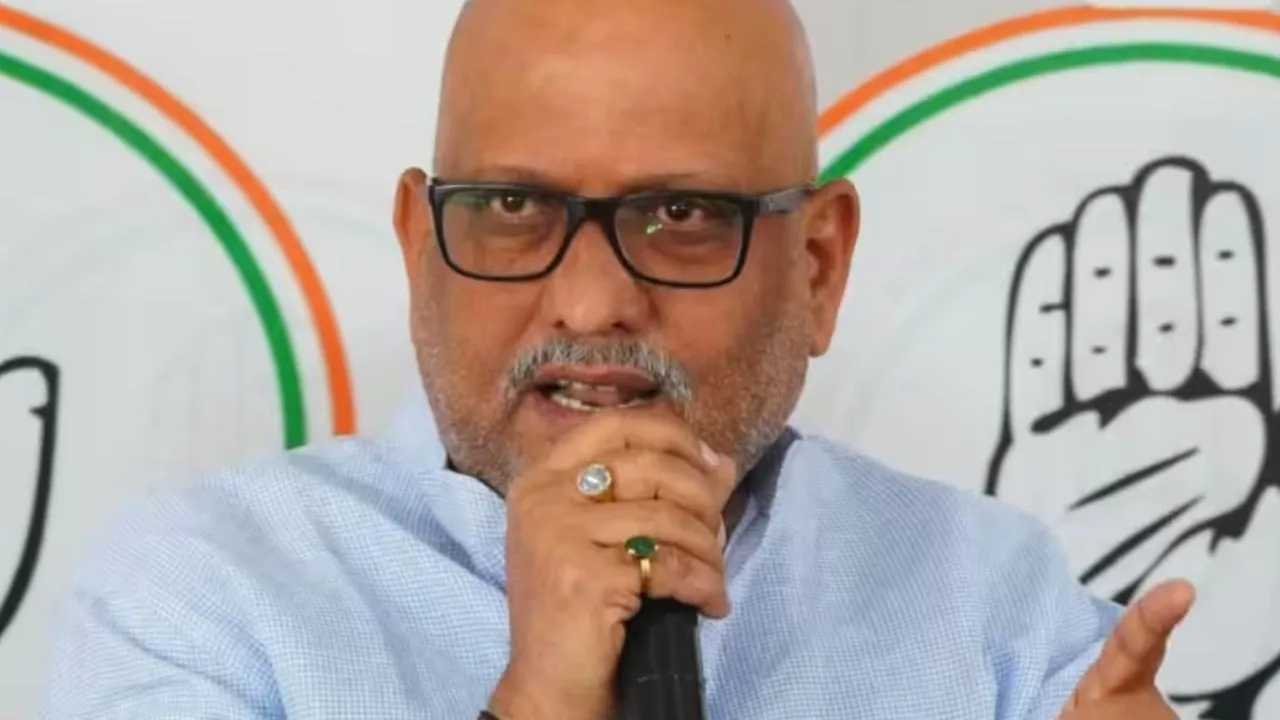  जौहर विश्वविद्यालय पर कार्रवाई को लेकर सियासत तेज,  अजय राय बोले- ध्यान भटकाने की कोशिश