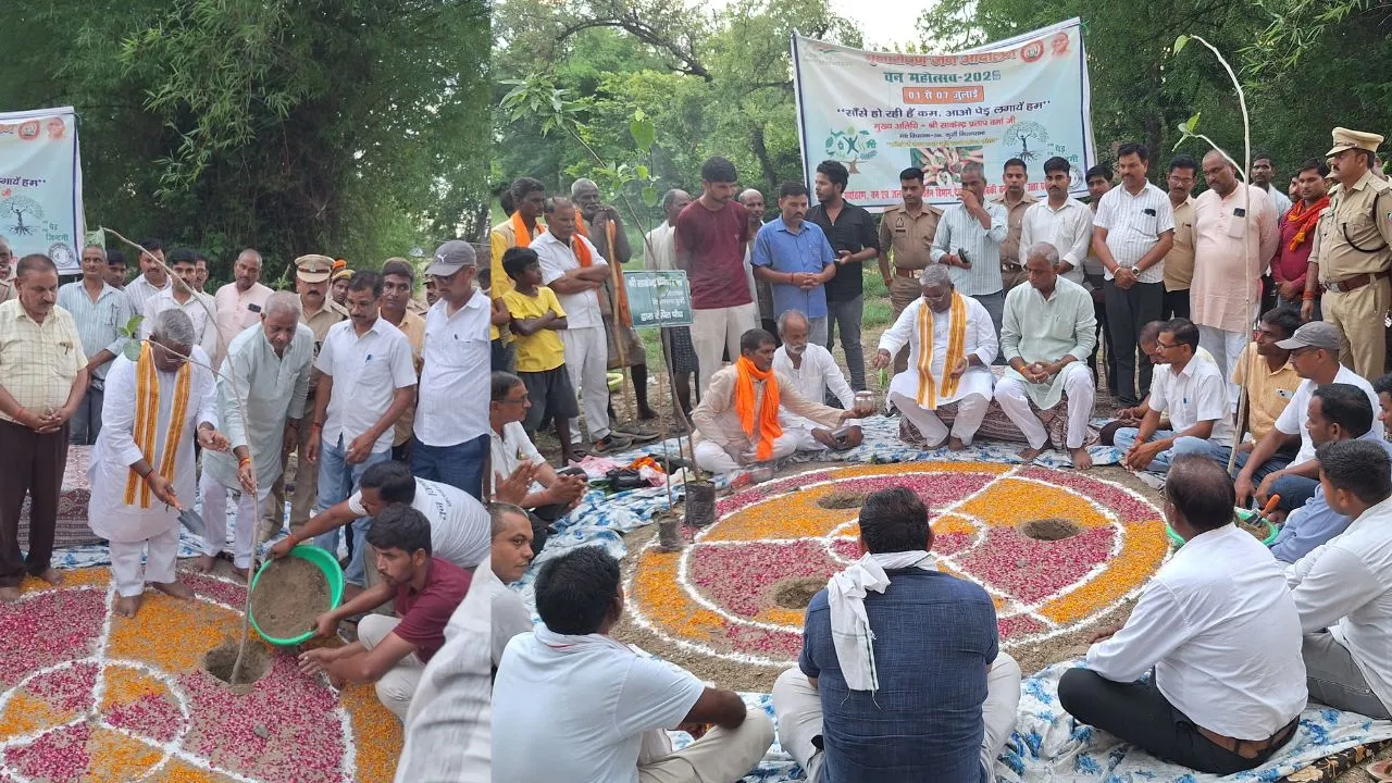  Barabanki News: पेड़ हैं जीवन का आधार, हर व्यक्ति लगाए कम से कम एक पौधा- विधायक साकेंद्र वर्मा