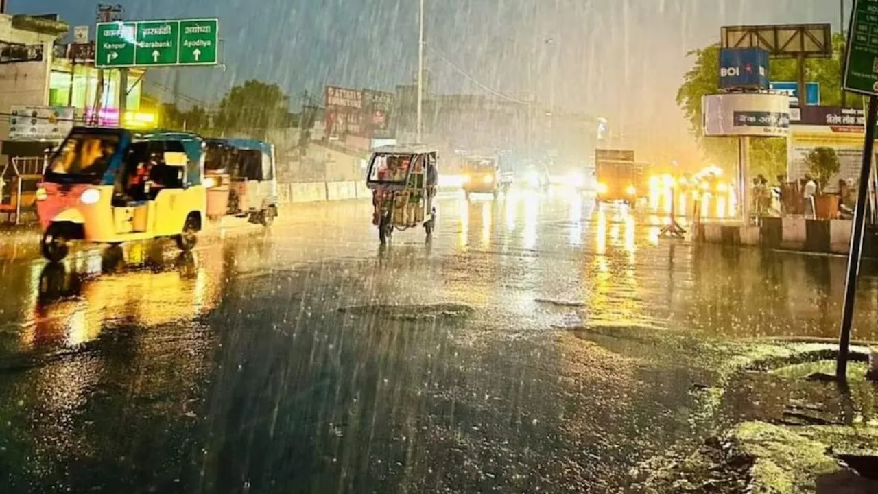  UP Weather:  लखनऊ में बारिश के बाद बढ़ी उमस, जानिए यूपी में कब दोबारा सक्रिय होगा मानसून
