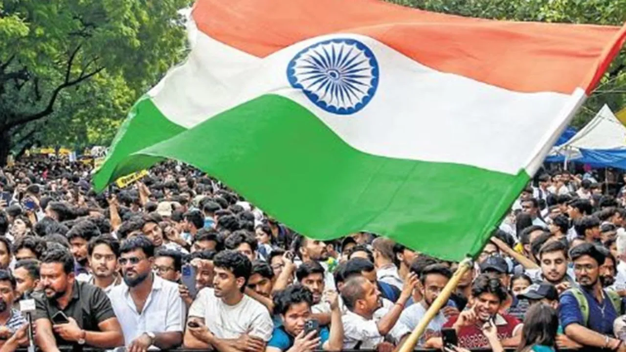  जंतर-मंतर: जहां तारे नहीं, गूंजते हैं नारे