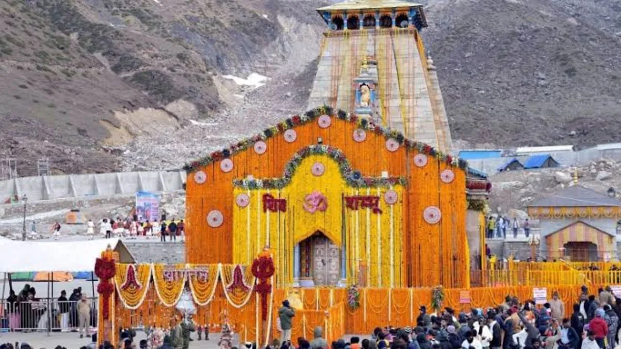  केदारनाथ यात्रा पर लगी अस्थायी रोक, बारिश से जंगलचट्टी में बोल्डर गिरने से पैदल मार्ग बाधित