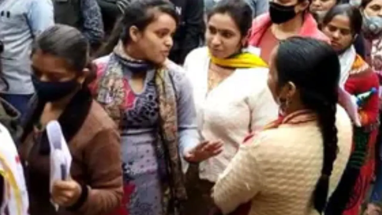 UPTET को लेकर तैयारी पूरी,  गोंडा में 18 केंद्रों पर 39,702 अभ्यर्थी देंगे परीक्षा, सुरक्षा के कड़े इंतजाम