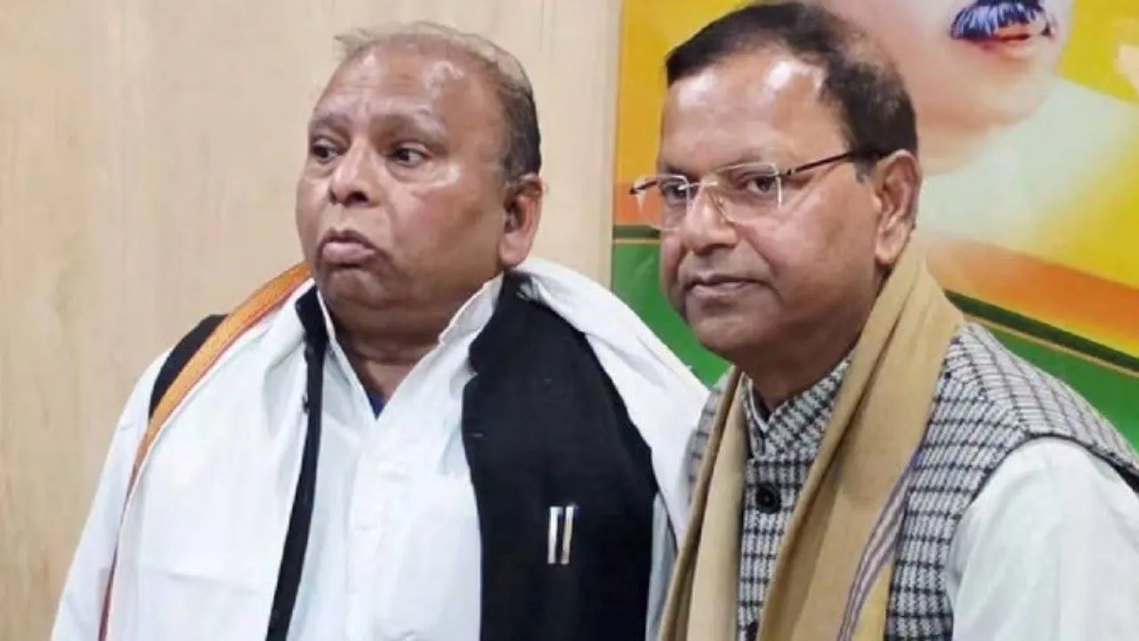 बाराबंकी :  नानकदीन की मृत्यु से गम में डूबा पैतृक गांव, दी श्रद्धांजलि