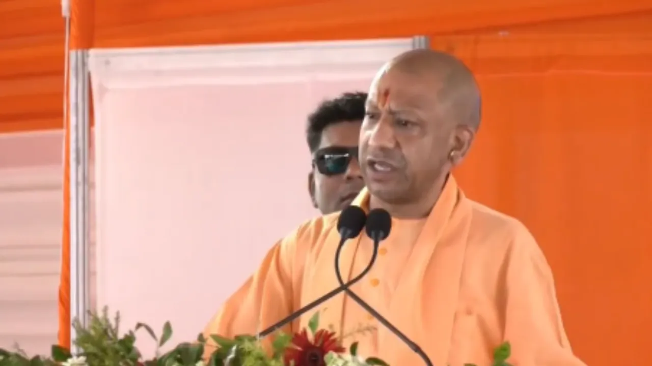 Ghazipur News: विपक्ष पर सीएम योगी का तीखा हमला, बोले- ‘सपा के पाप का पर्दा उठा तो मुंह दिखाने लायक नहीं बचेंगे’