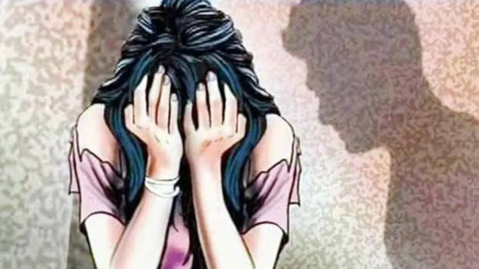 70 वर्षीय वृद्धा से दुष्कर्म, मुंह में कपड़ा ठूंसकर पीटा