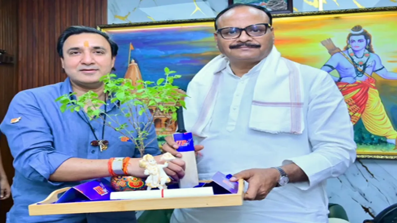 UP T20 League Season 4 : 14 अगस्त से शुरू होगा यूपी टी-20 लीग, संजय कपूर ने सतीश महाना और ब्रजेश पाठक को दिया न्योता