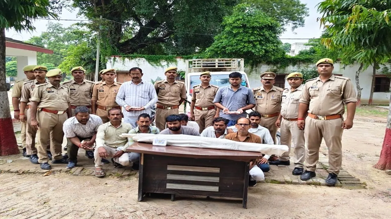 Sitapur News: जमीन विवाद में 25 राउंड फायरिंग का खुलासा, IPS मयंक बाजपेई के पिता समेत 10 गिरफ्तार