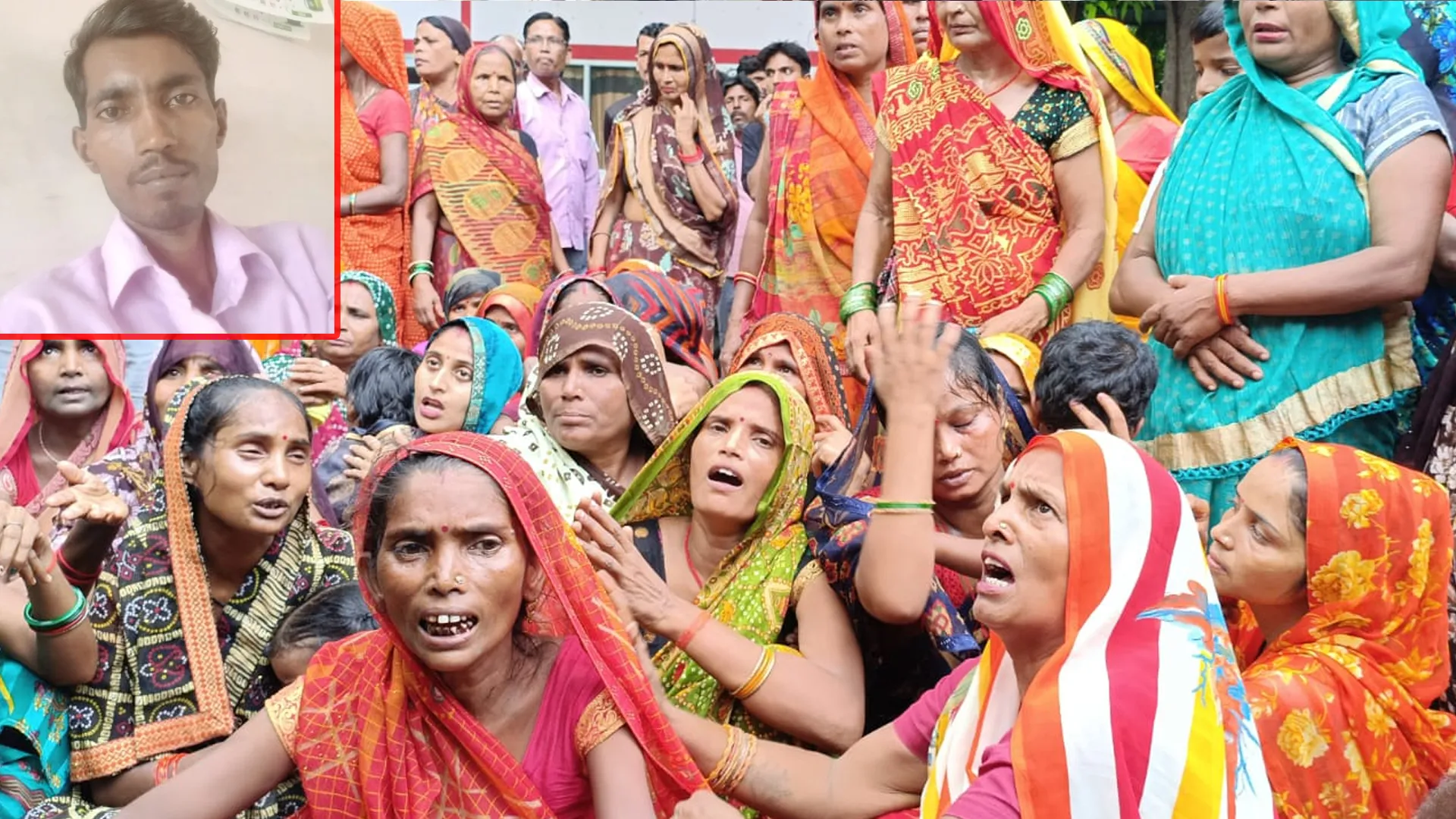 लखीमपुर खीरी :लापता ई-रिक्शा चालक का सुराग न मिलने पर परिजनों का SP दफ्तर पर हंगामा