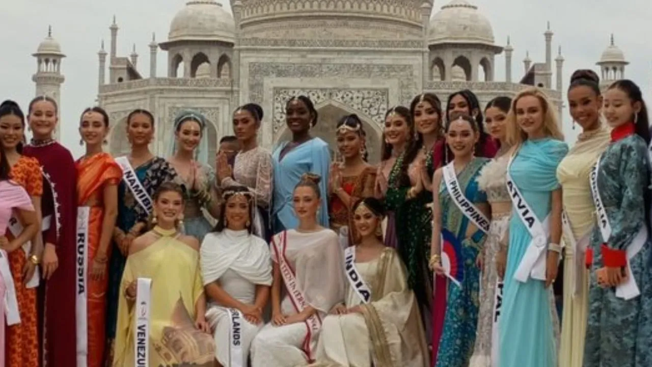 Miss Teen International-2026 :  दुनियाभर की 30 सुंदरियों ने किये ताजमहल के दीदार, देखते ही बोलीं 