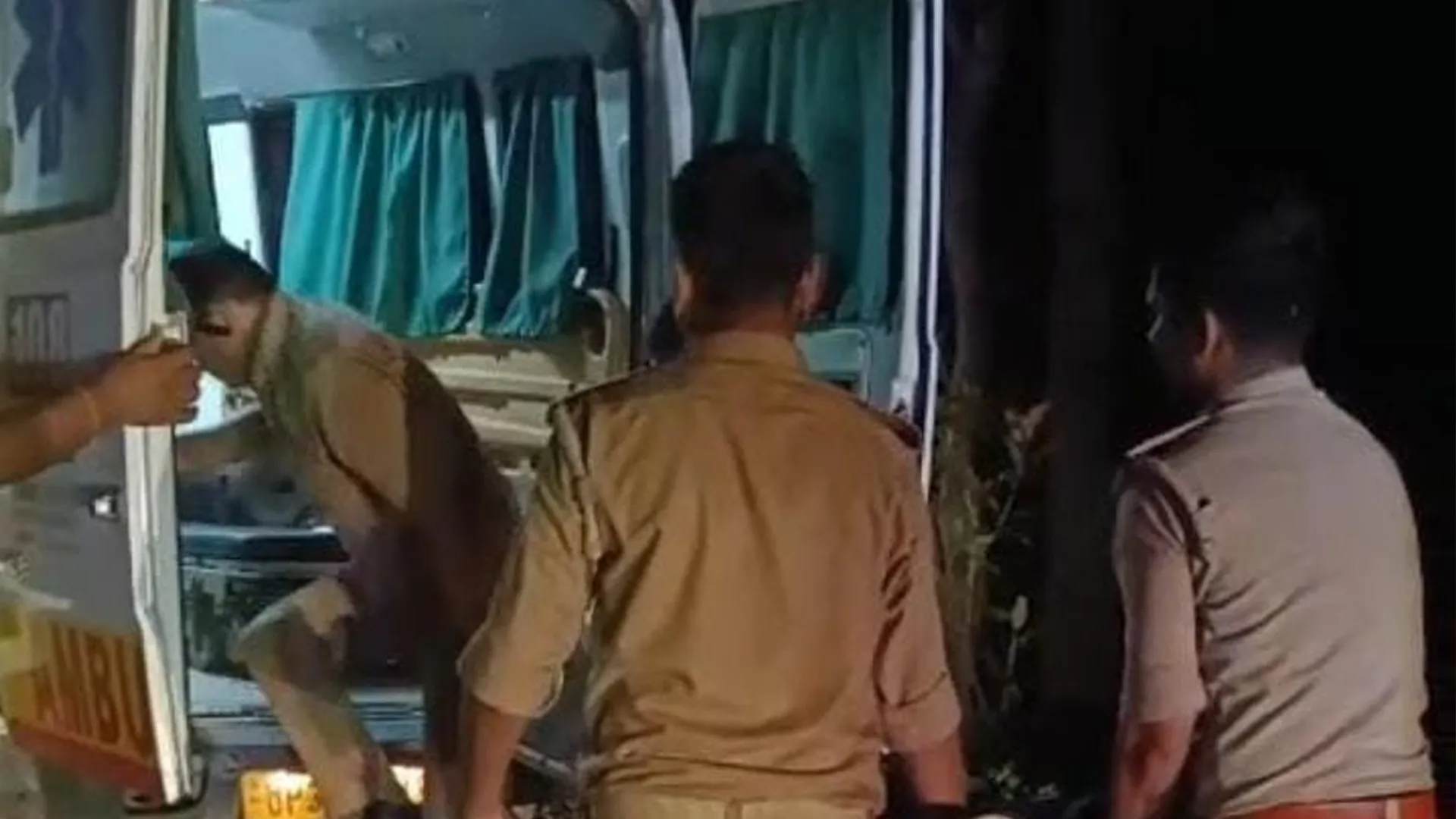 Pilibhit News : रफ्तार बनी काल ! ट्रक की टक्कर से बाइक सवार दो युवकों की मौत
