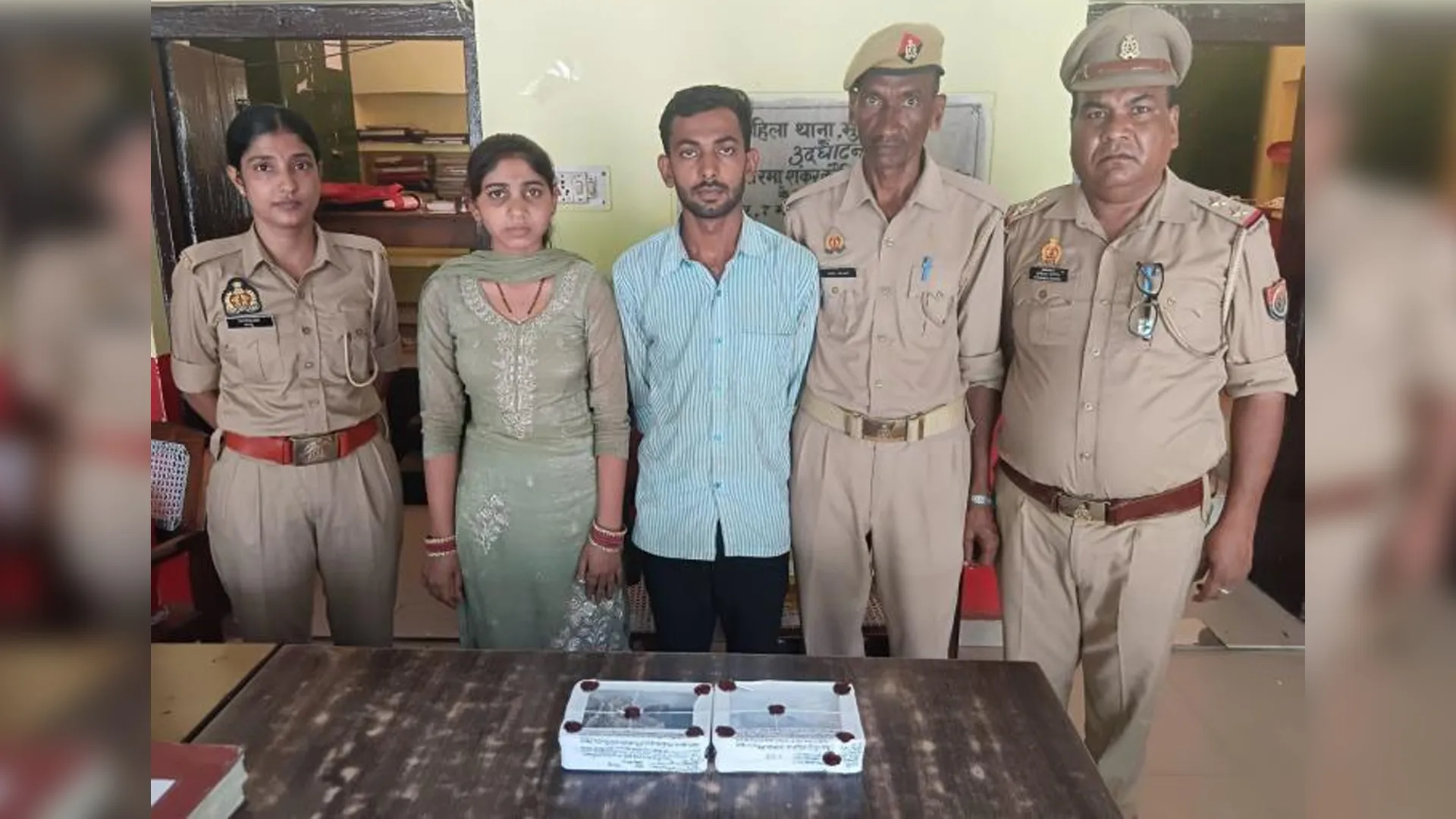 Moradabad News : 'लुटेरी दुल्हन' शादी के 6 दिन बाद ससुराल वालों को नशीली चाय पिलाकर प्रेमी संग फरार, अब गिरफ्तार