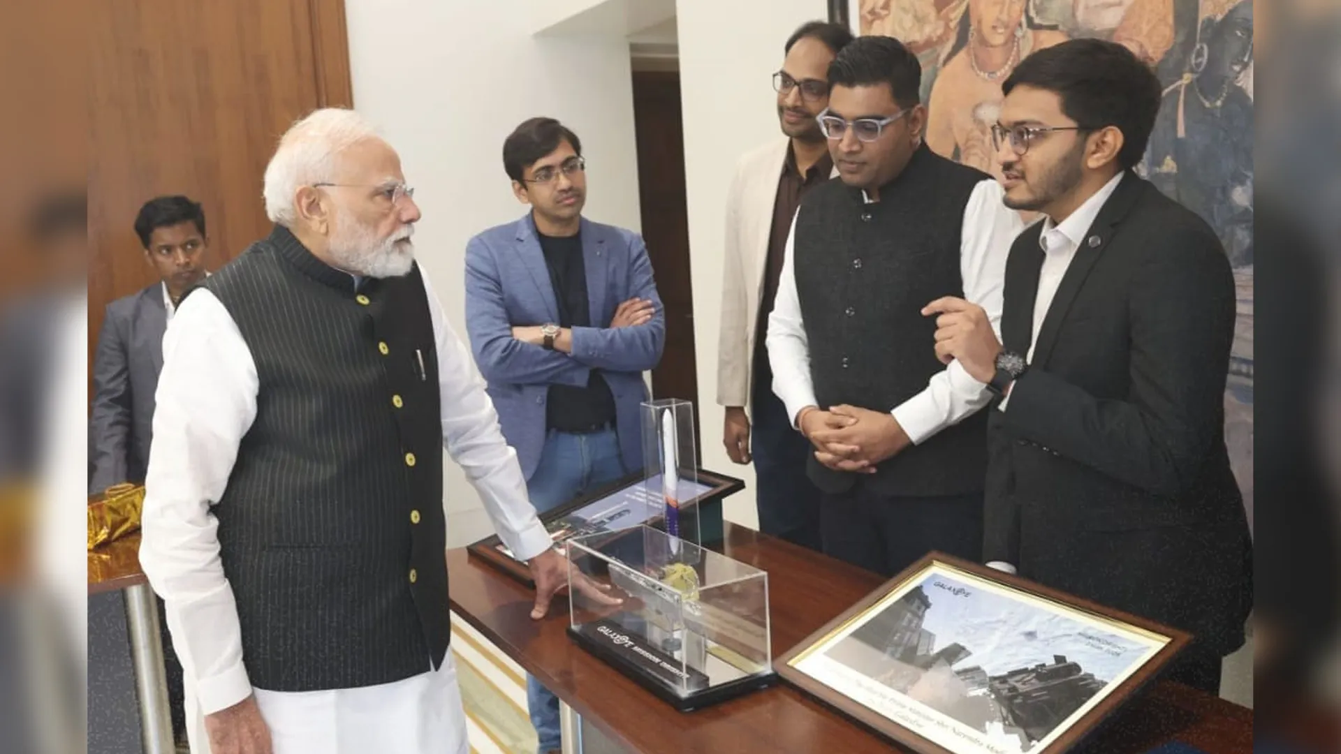 बरेली के रक्षित की ऊंची उड़ान : स्पेस टेक स्टार्टअप 'गैलेक्सआई' ने रचा इतिहास, पीएम मोदी ने दी बधाई