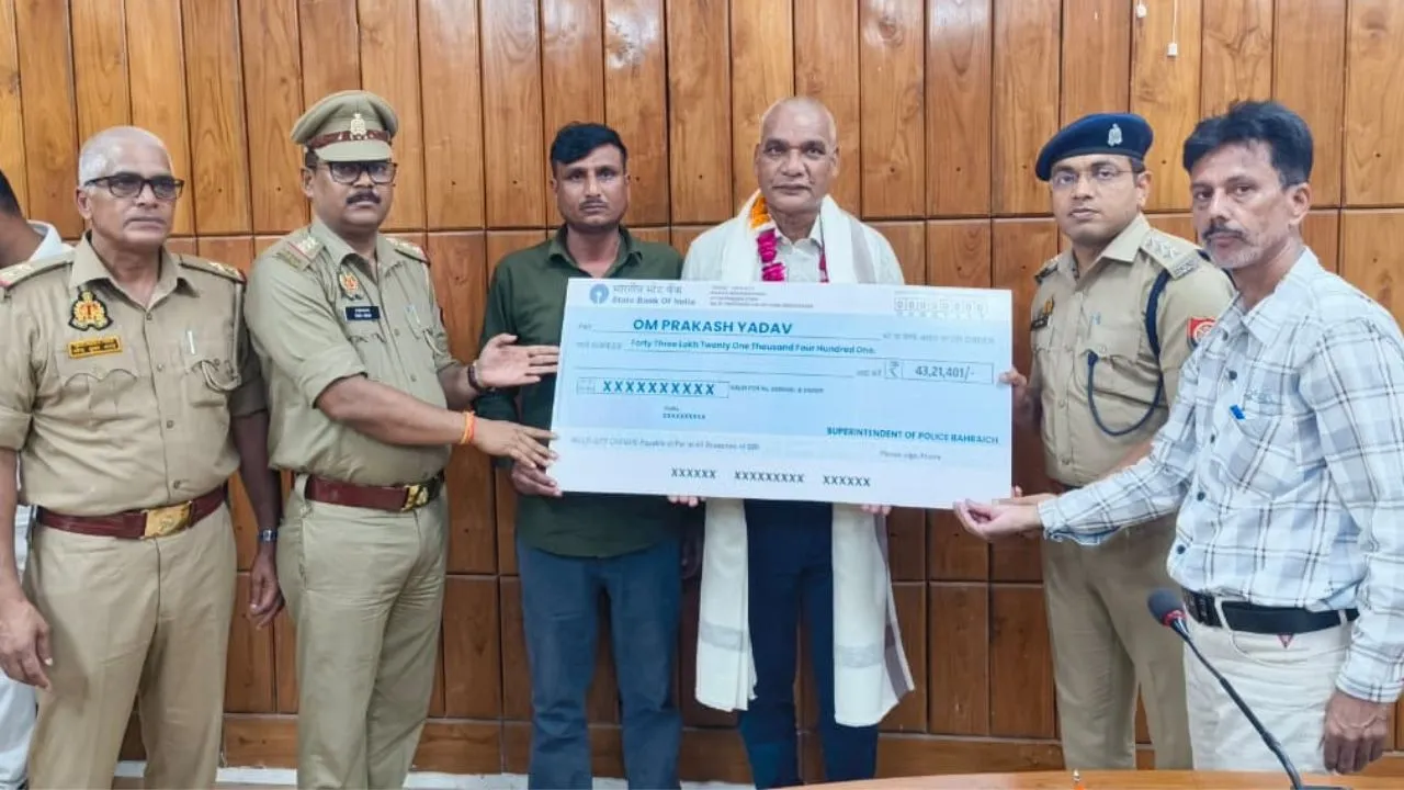 5 police personnel bid a respectful farewell (1)