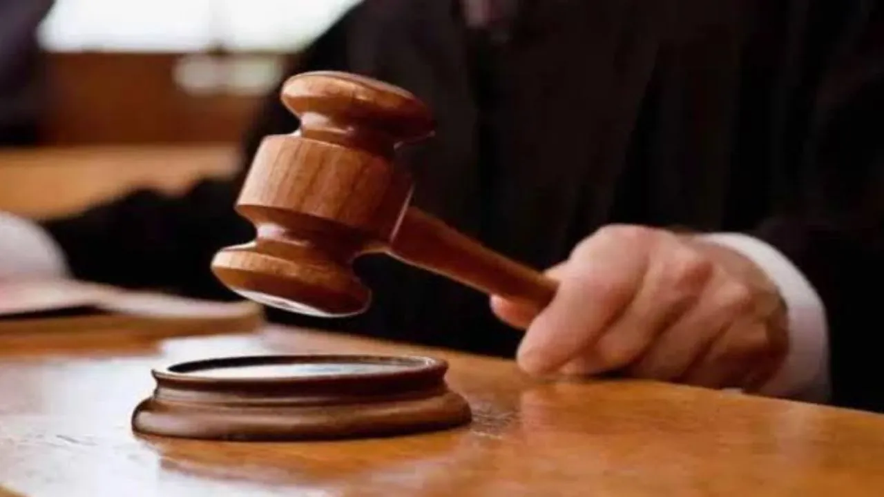  Sultanpur News:  छेड़छाड़ के दोषी को 5 साल की सजा, 15 हजार का जुर्माना, पुलिस ने जेल भेजा   