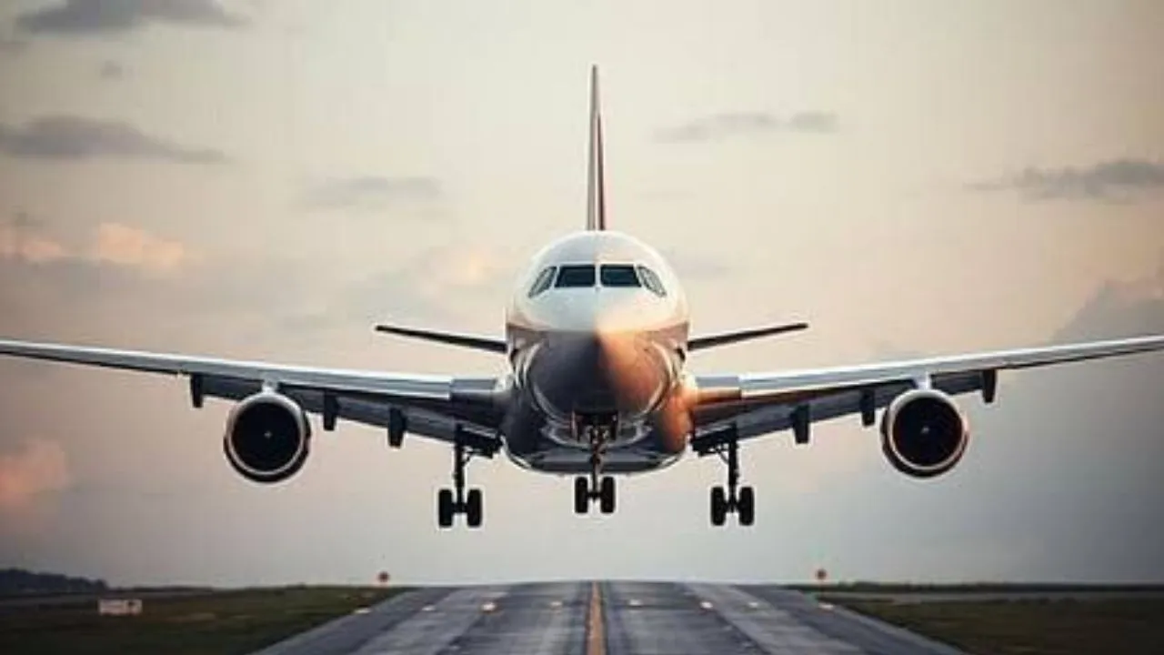  Bareilly Airport: इंडिगो के बाद अब अकासा भी भरेगी उड़ान, कई नए शहरों से जुड़ेगा बरेली