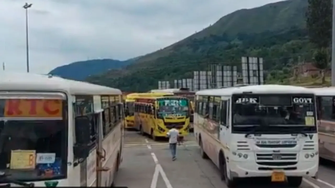 Amarnath Yatra 2026:  दो दिन बाद अमरनाथ यात्रा शुरु, कड़ी सुरक्षा के बीच पवित्र गुफा के लिए रवाना हुए श्रद्धालु 