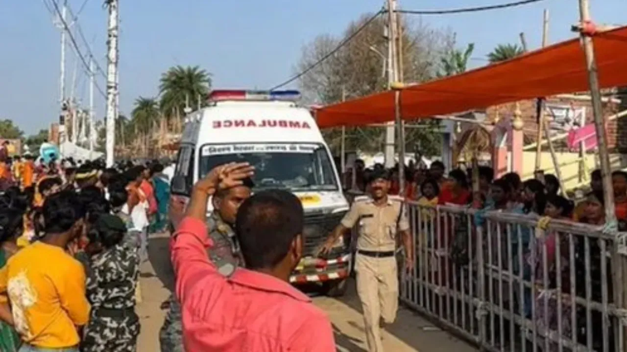 Bihar Temple Stampede: एक अफवाह और फिर मच गई भगदड़..., अशोकधाम मंदिर में 7 श्रद्धालुओं की मौत से दहला लखीसराय