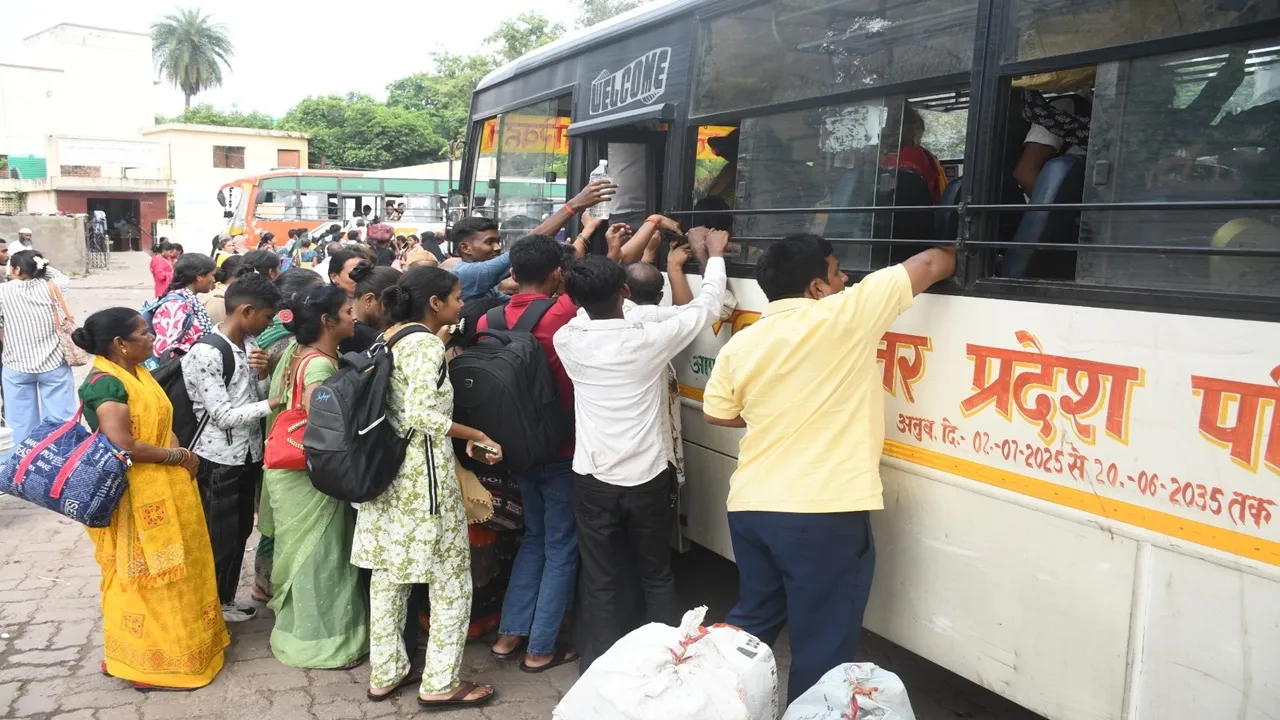 BUS SAFAR