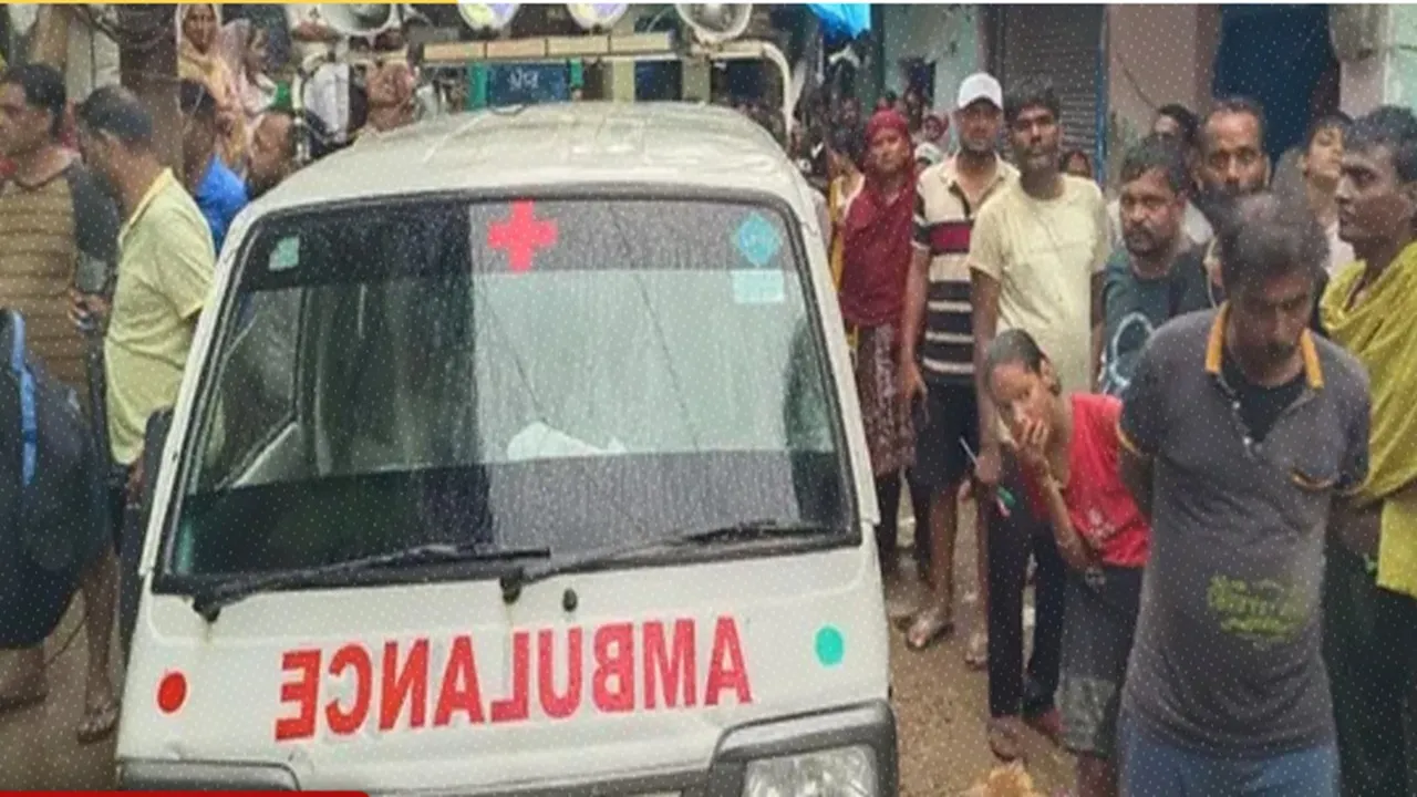 Prayagraj Triple Murder :  प्रयागराज में एक ही परिवार के तीन सदस्यों की हत्या, धारदार हथियार से वारदात