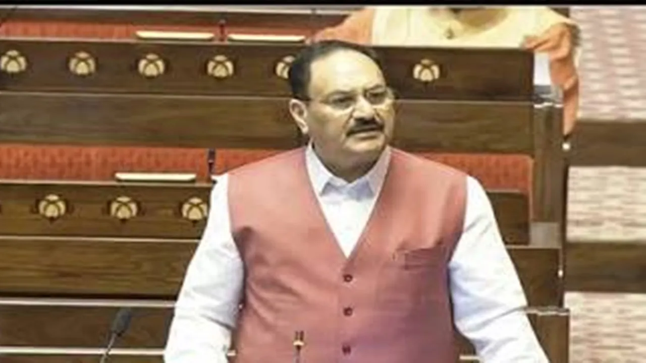Ayushman Bharat : नियम तोड़ने पर 2,359 अस्पताल योजना से बाहर, 1,200 से अधिक निलंबित; लोकसभा में सरकार का खुलासा
