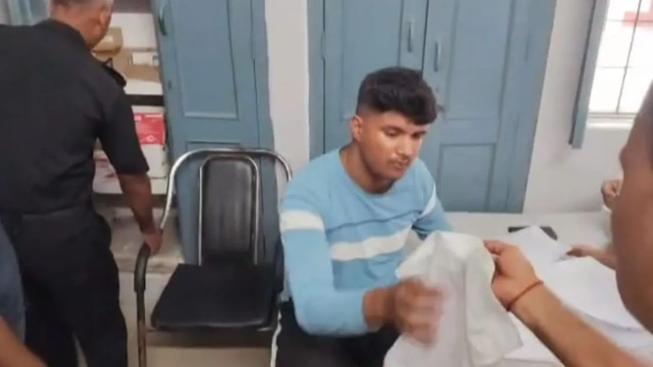 Raebareli News : लाइब्रेरी में पढ़ाई करने आए सिपाही पर हमला, विवाद के बाद सड़क पर दौड़ाकर पीटा