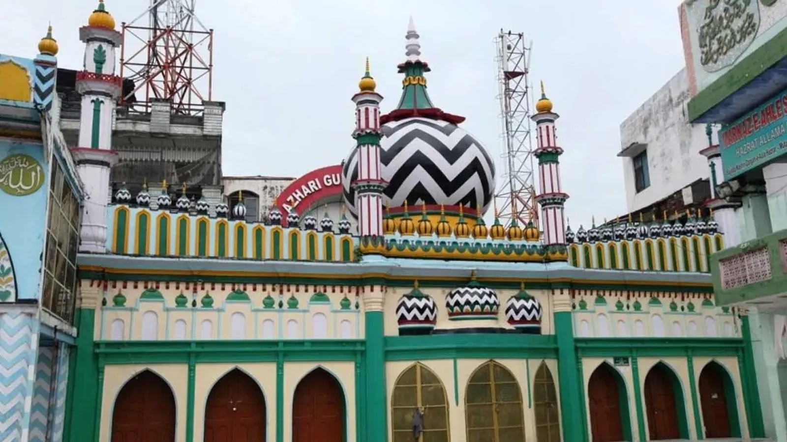 उर्से रजवी : दरगाह आला हजरत से खानकाही एकता पर जोर, जामियातुर्रजा में उलमा के मंच पर नहीं होगी कोई सियासी बात 