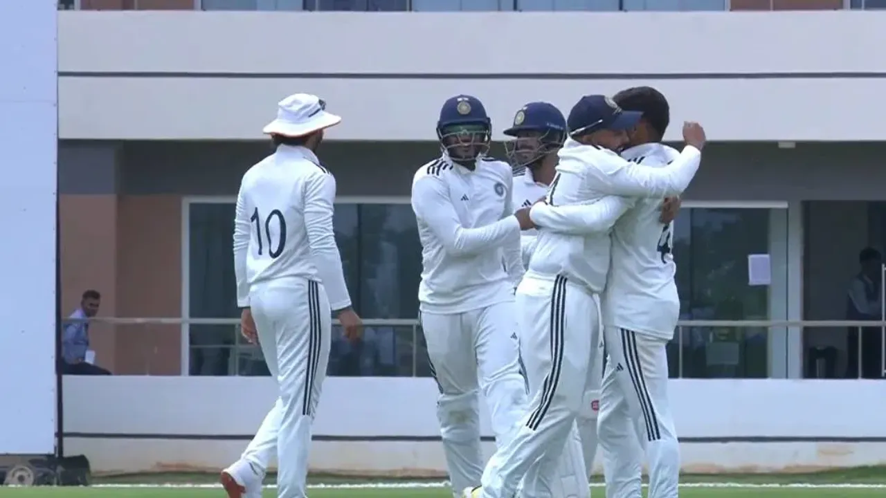 Duleep Trophy 2026: उत्तर क्षेत्र ने पश्चिम क्षेत्र को 52 रन से हराया, सेमीफाइनल में दक्षिण क्षेत्र से मुकाबला