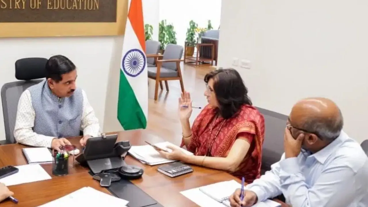 NTA पर शिक्षा मंत्री की सख्ती,  50 से ज्यादा कर्मचारियों पर गिरी गाज; परीक्षा व्यवस्था में ऑडिट के निर्देश