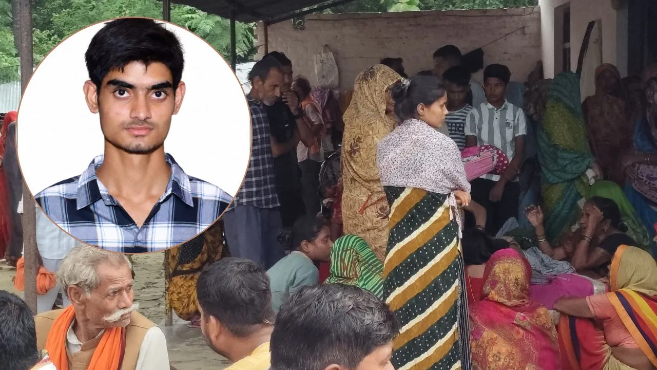 Gonda News:  ई-पॉस मशीन और इलेक्ट्रॉनिक कांटे में उतरा करंट, कोटेदार के 17 वर्षीय नाती की मौत