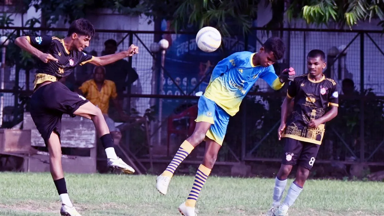 Football League (1)