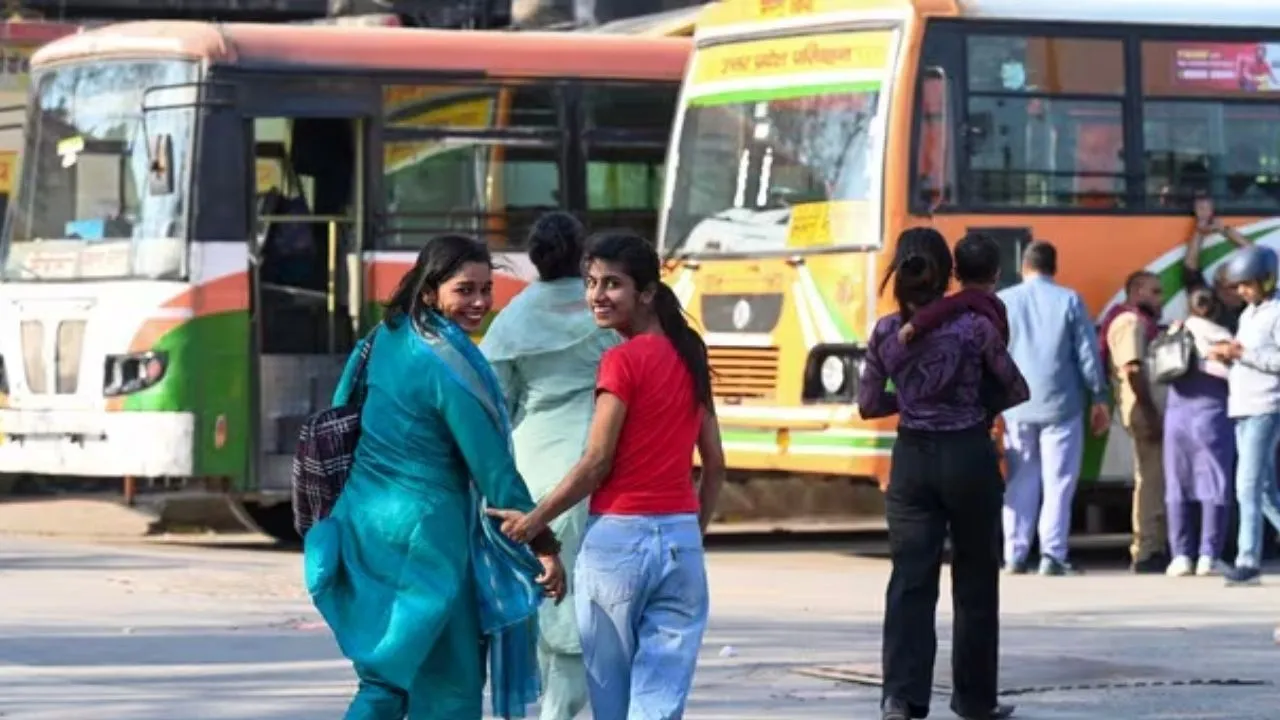 रक्षाबंधन पर यूपी में 9.26 लाख लोगों ने की नि:शुल्क बस यात्रा,  पहले दिन 6.03 लाख से अधिक महिलाओं ने उठाया लाभ
