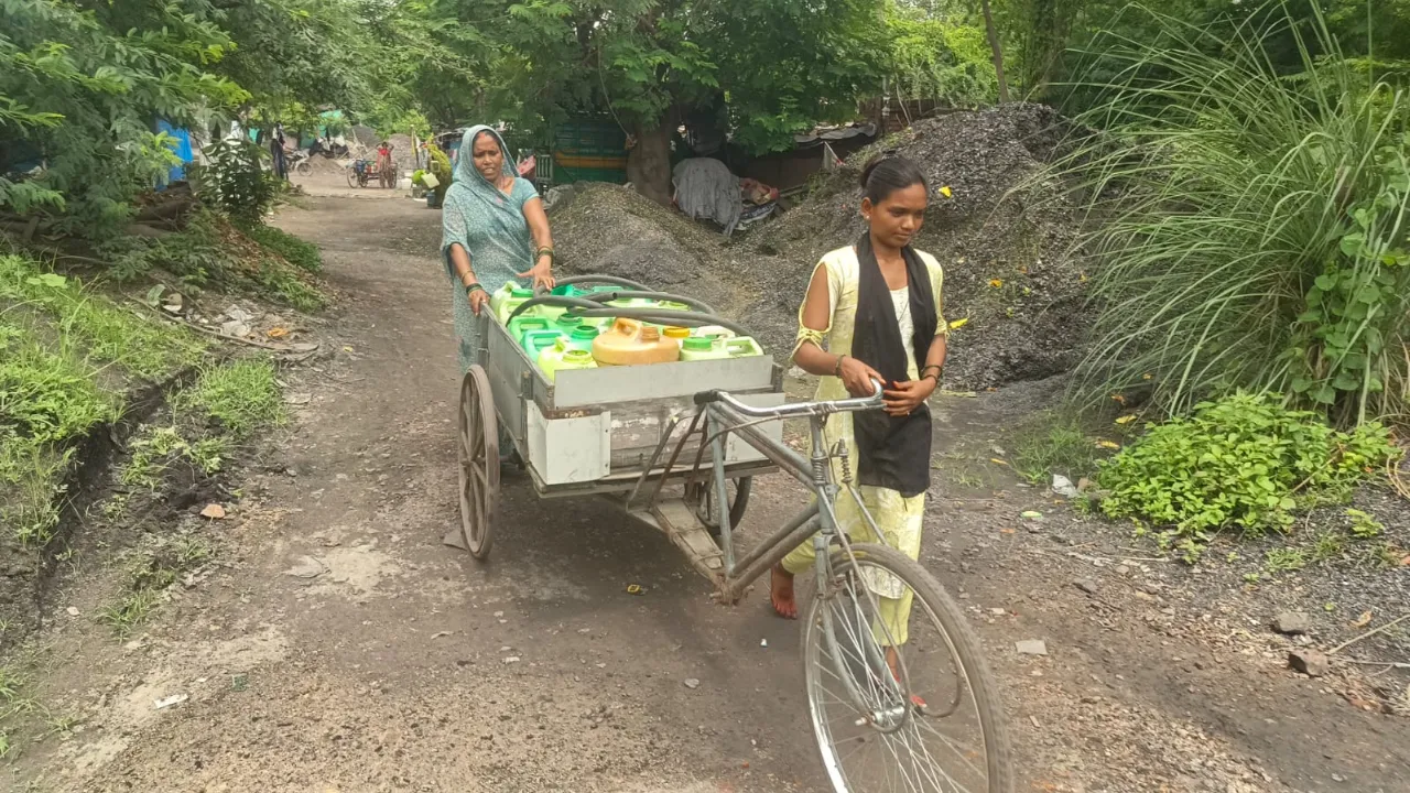 Juhi Water Crisis (1)
