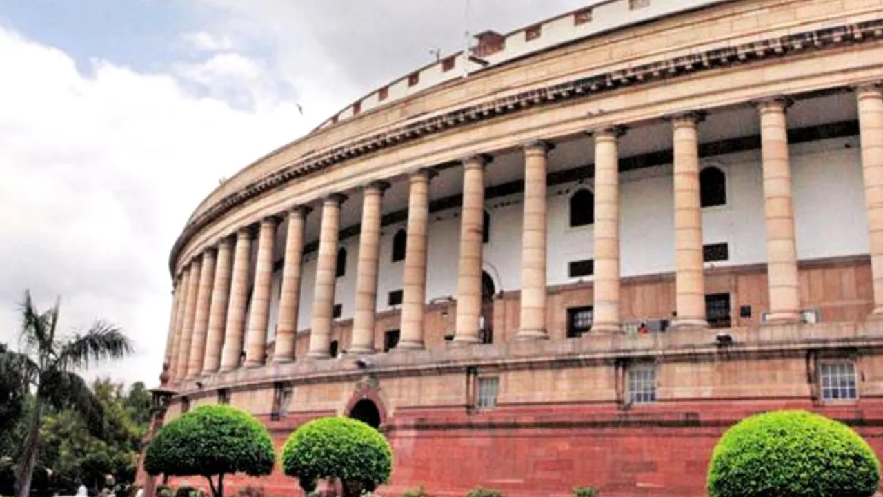 संसद का मानसून सत्र हंगामे के बीच खत्म, तय समय से पहले अनिश्चितकाल के लिए स्थगित हुई लोकसभा