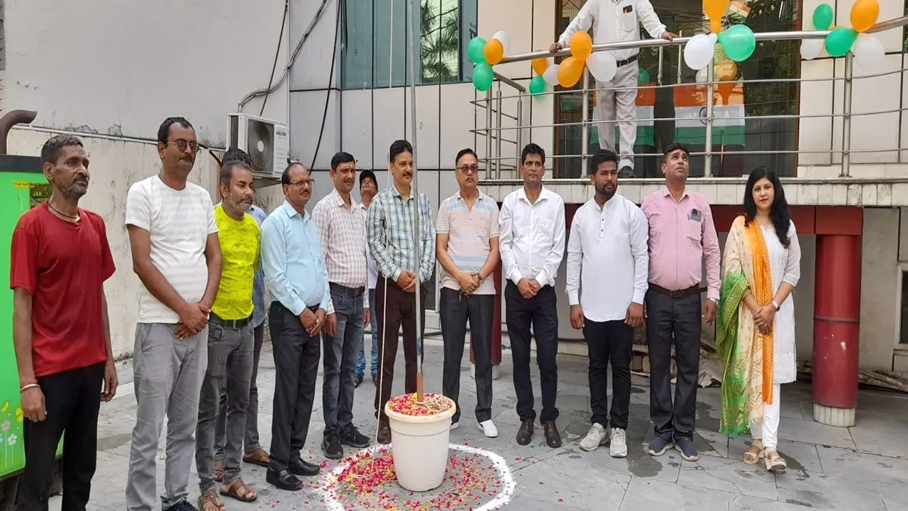 lucknow, deepak