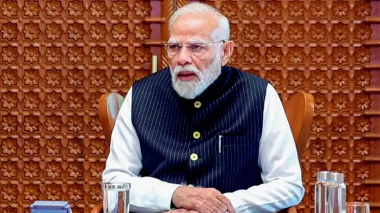 मोदी मंत्रिमंडल का रेलवे को बड़ा तोहफा : 9,450 करोड़ की 4 परियोजनाओं को मंजूरी; बंगाल समेत 8 राज्यों में सुधरेगी कनेक्टिविटी