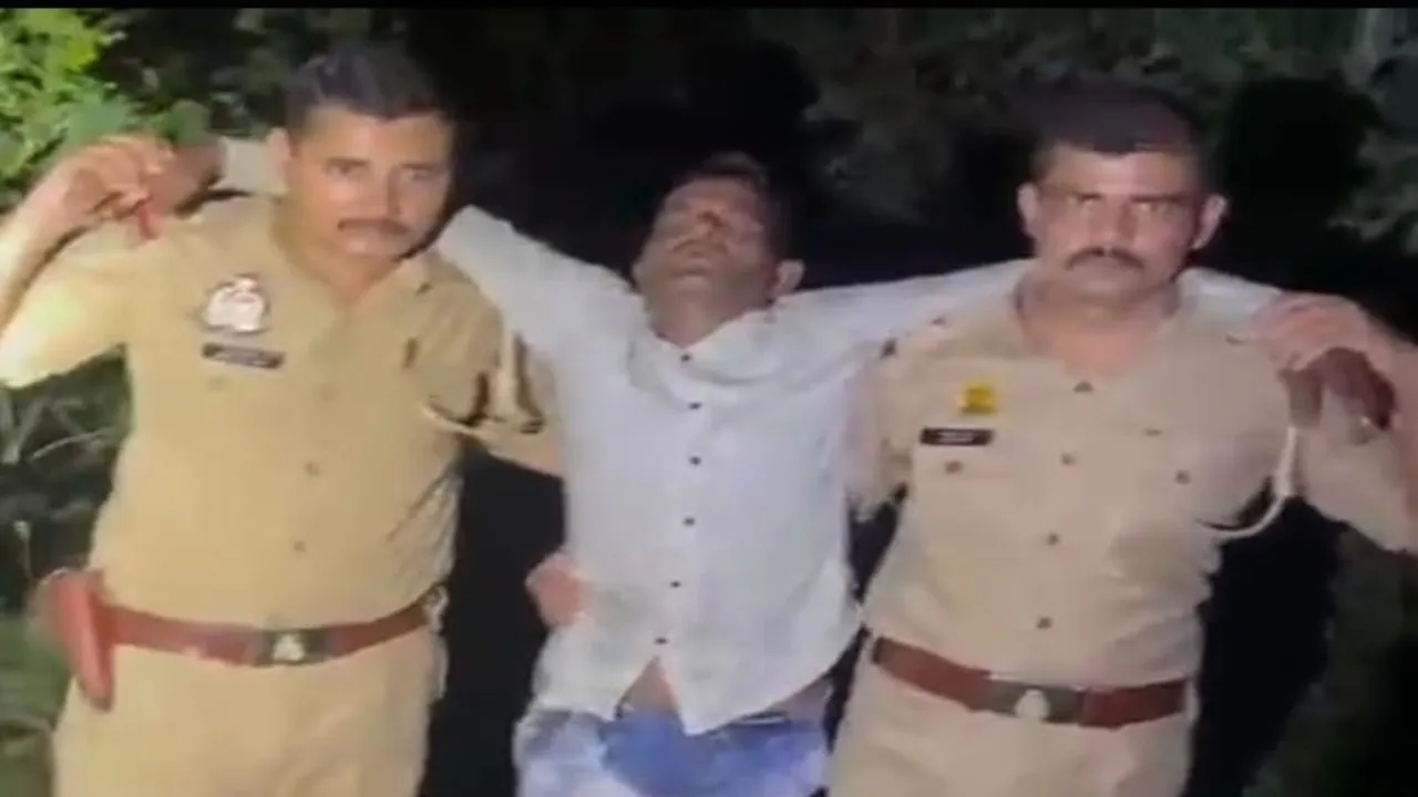 Rampur News : रामपुर में गोकशी की सूचना पर पुलिस की मुठभेड़, आरोपी के पैर में लगी गोली; दो गिरफ्तार, एक फरार
