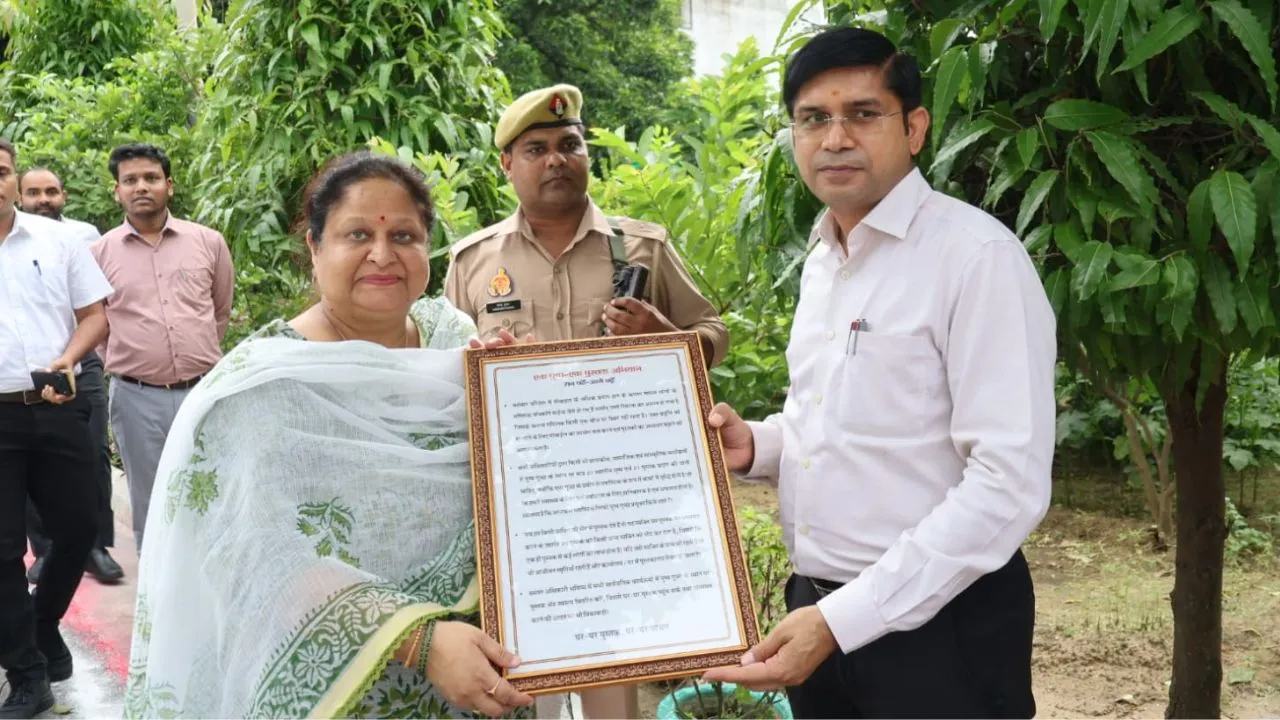 मुरादाबाद की नई कमिश्नर बनीं संगीता सिंह,  कार्यभार संभालते ही लिया बड़ा एक्शन