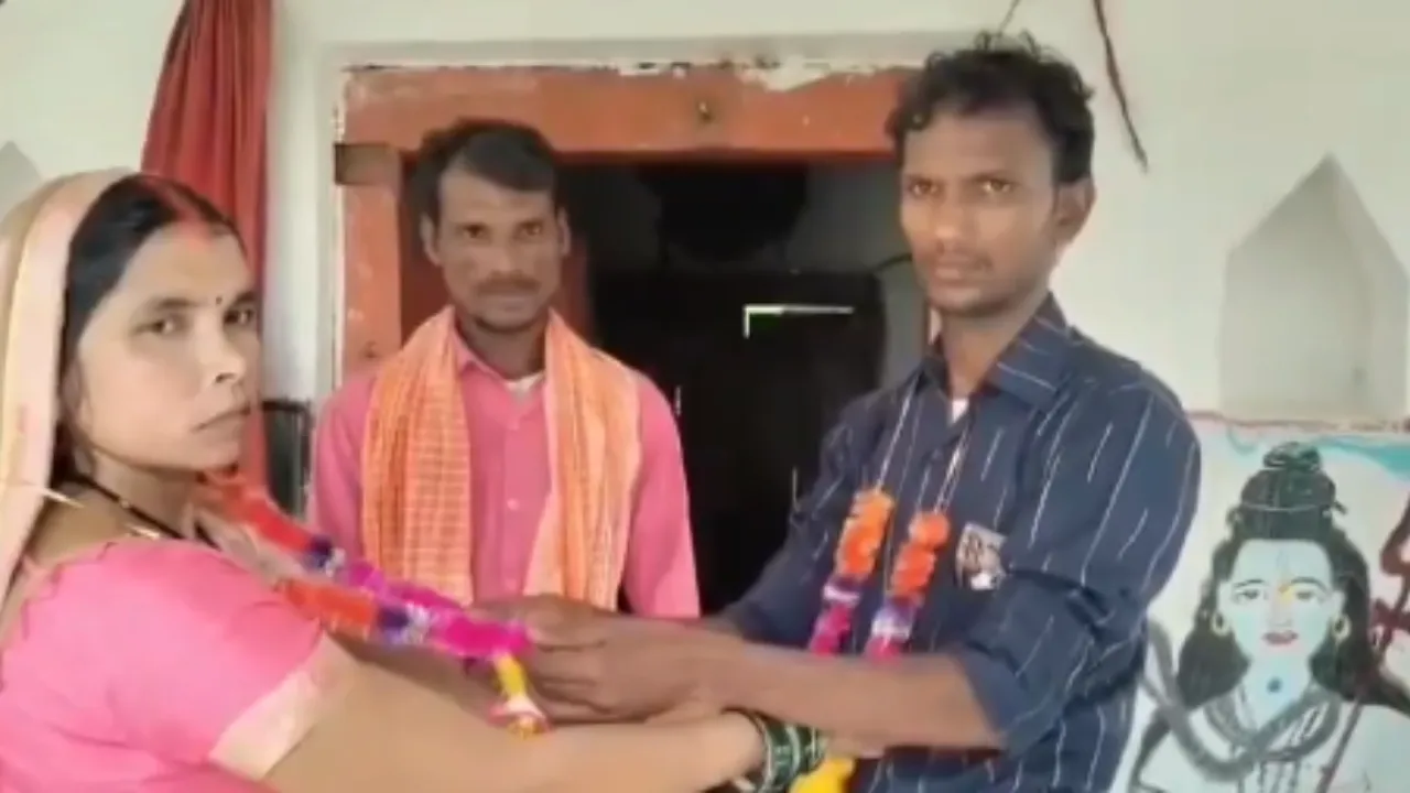 21 साल पहले जिससे किया था प्रेम विवाह, उसी पत्नी की प्रेमी से करा दी शादी! संतकबीरनगर की कहानी ने गांव में मचाई हलचल