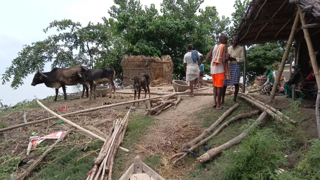 sitapur Ghaghra River Flood (2)