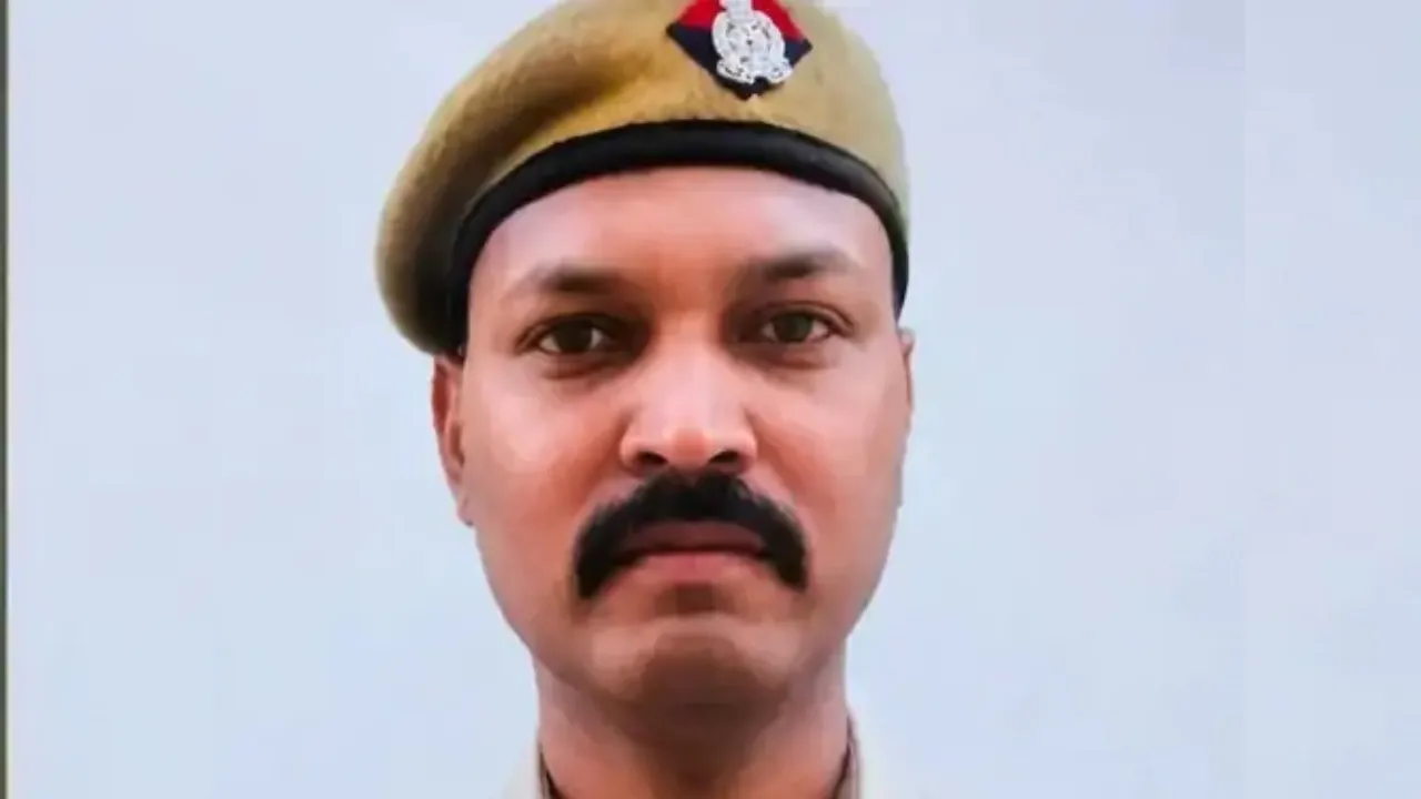 Sitapur News: पुलिस लाइन के बंद कमरे में हेड कांस्टेबल की मौत, पोस्टमार्टम में सिर पर गंभीर चोटों का खुलासा