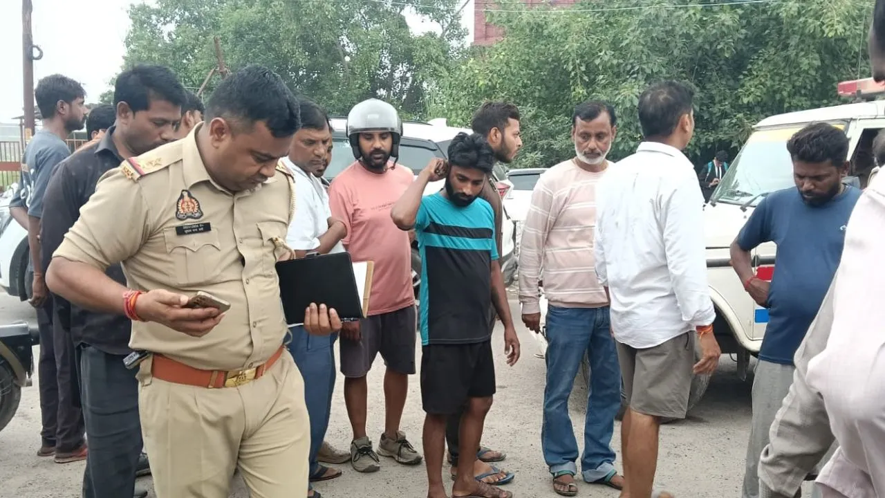 Kanpur News: DPS स्कूल के पास तेज रफ्तार डंपर ने स्कूटी को मारी टक्कर, युवक की मौत