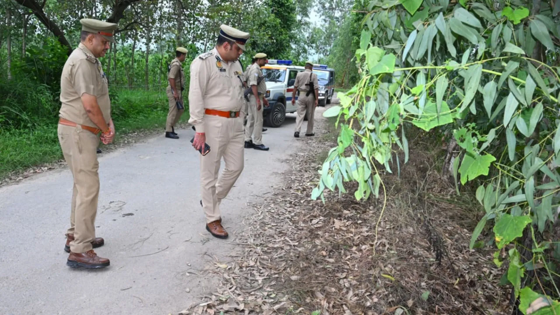 Bareilly News : बरेली में छोटे भाई के सामने बहन से सामूहिक दुष्कर्म, पीड़िता के गांव पहुंचे एसएसपी 