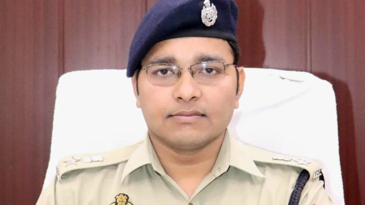 सुलतानपुर को मिला नया पुलिस कप्तान, चारु निगम की विदाई; अब विनीत जायसवाल संभालेंगे कमान