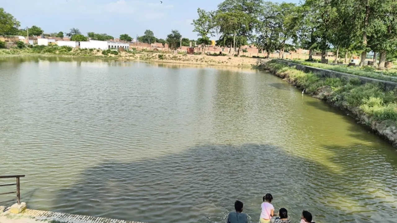 खुद में सदियों का इतिहास समेटे सूरजकुंड